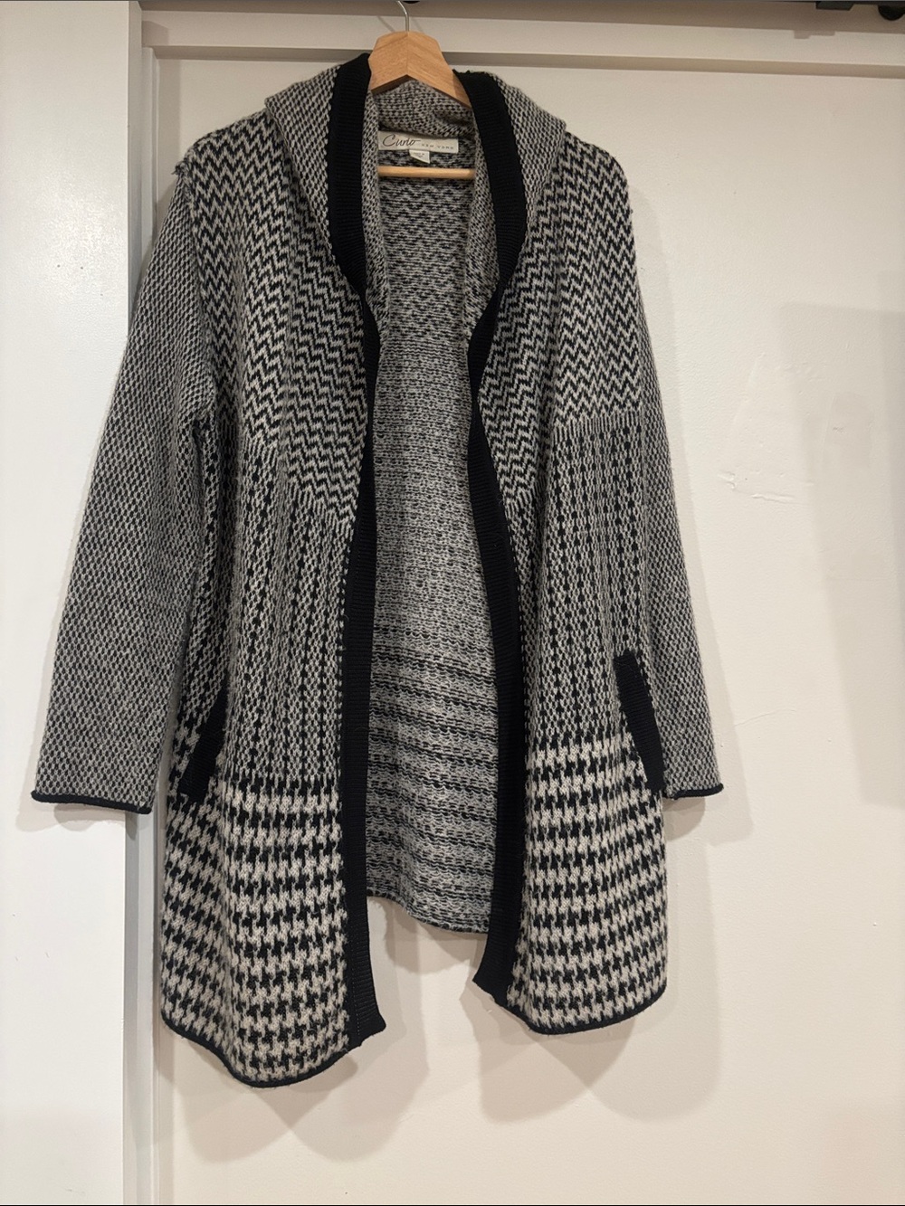Curio new your Open-Front Black & White Knit Sweater Cardigan